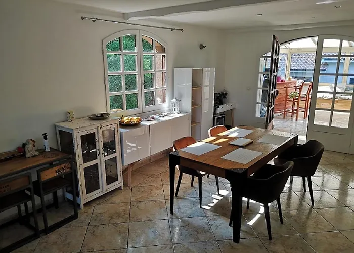 Дом отдыха Fleur Des Pins 14 Personnes 3 Etoiles Bassin Arcachon *